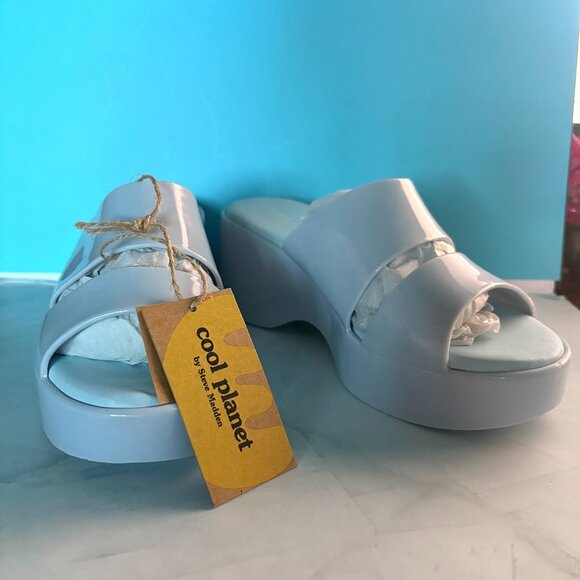Cool Planet by Steve Madden Baby Blue Slip Ons Size 6 - Picture 1 of 4